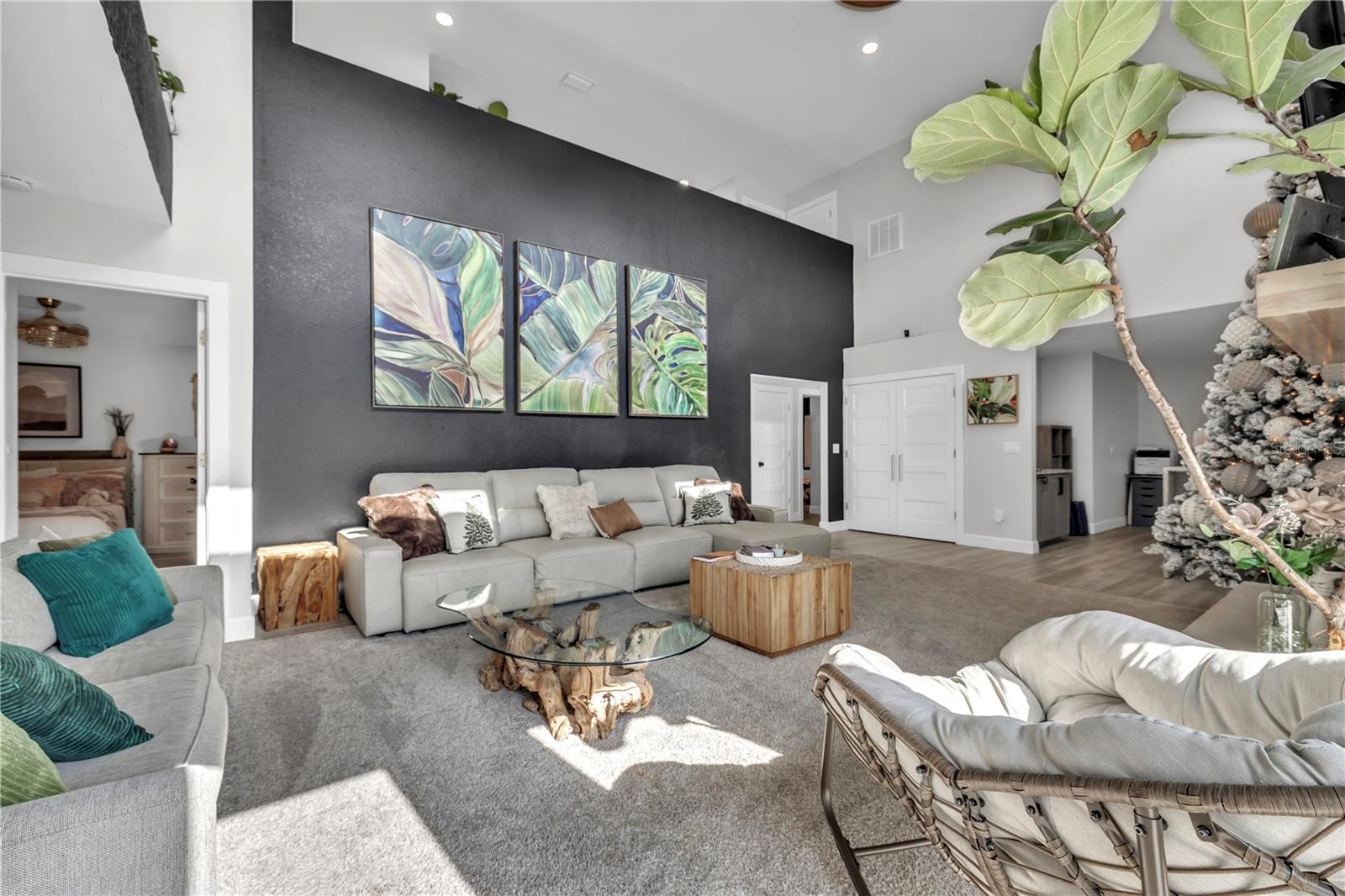 Image 33 of 94 For 3694 Crandon Road