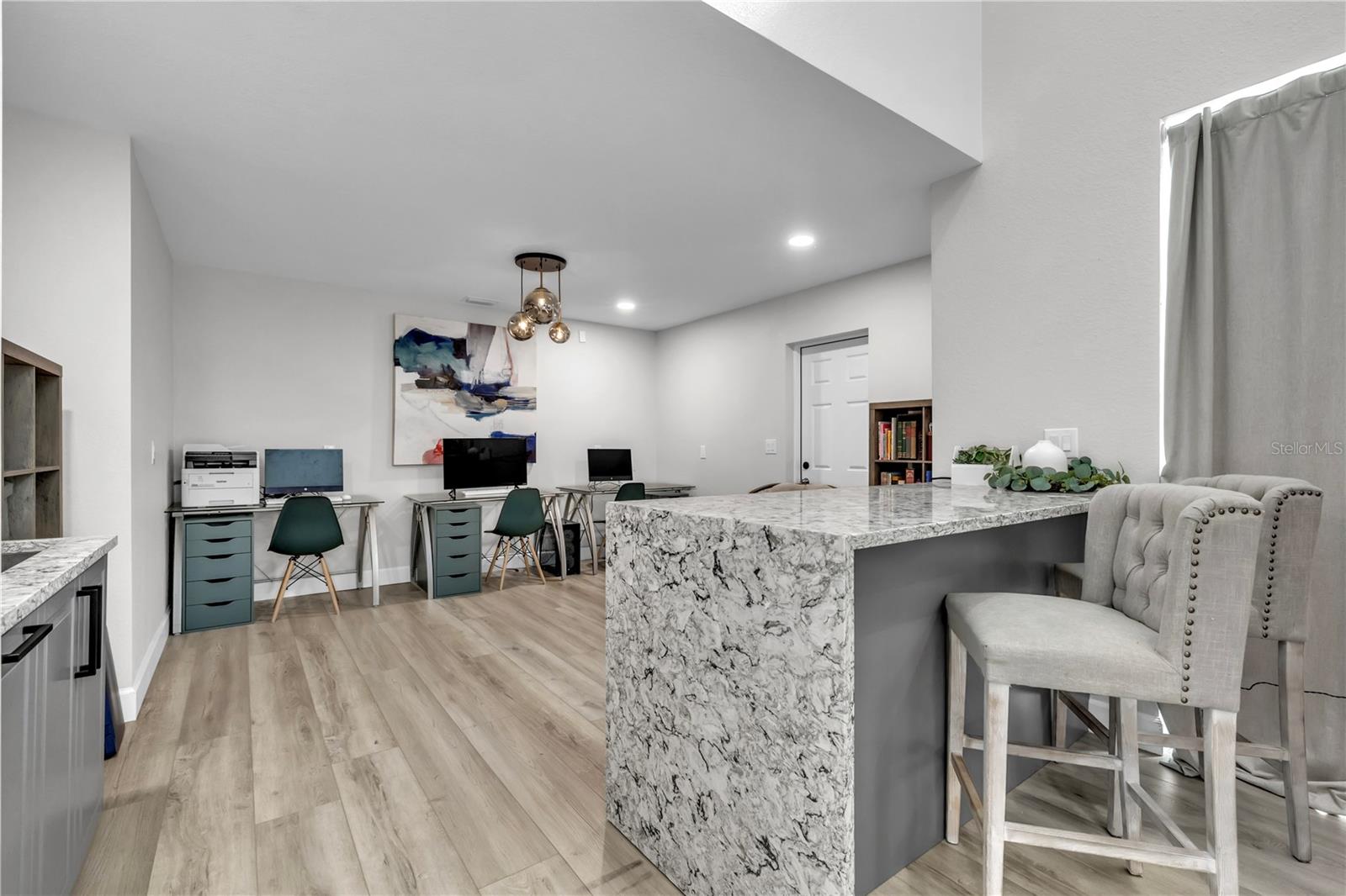 Image 35 of 94 For 3694 Crandon Road