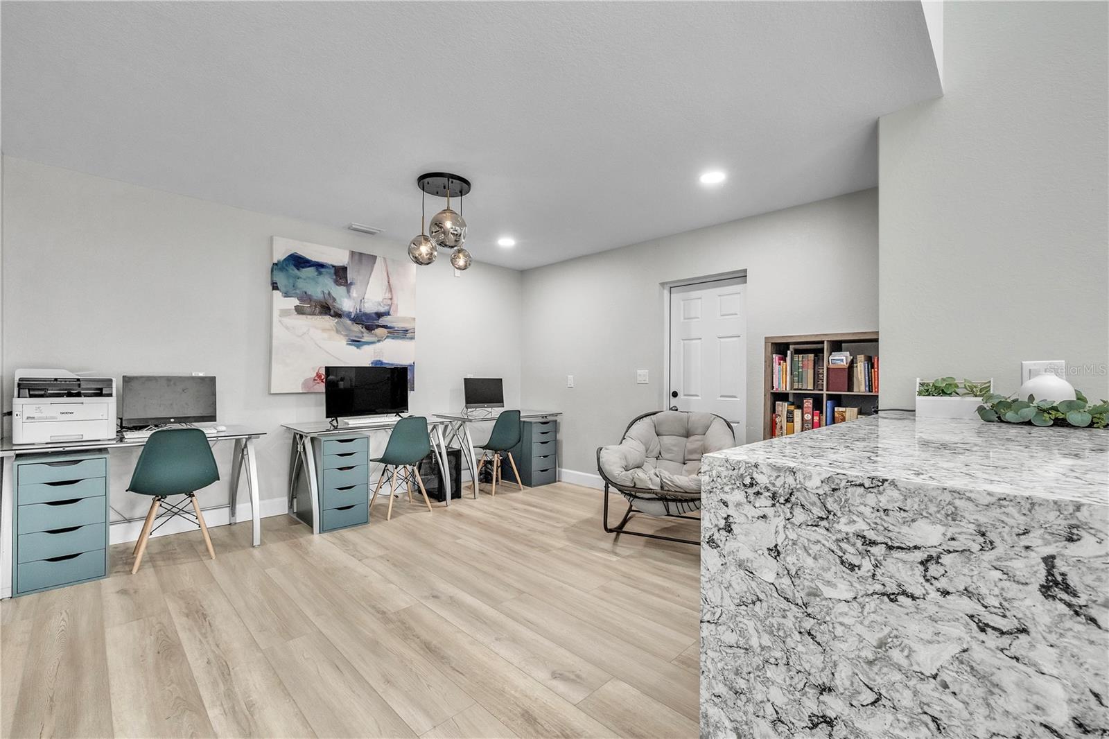 Image 36 of 94 For 3694 Crandon Road