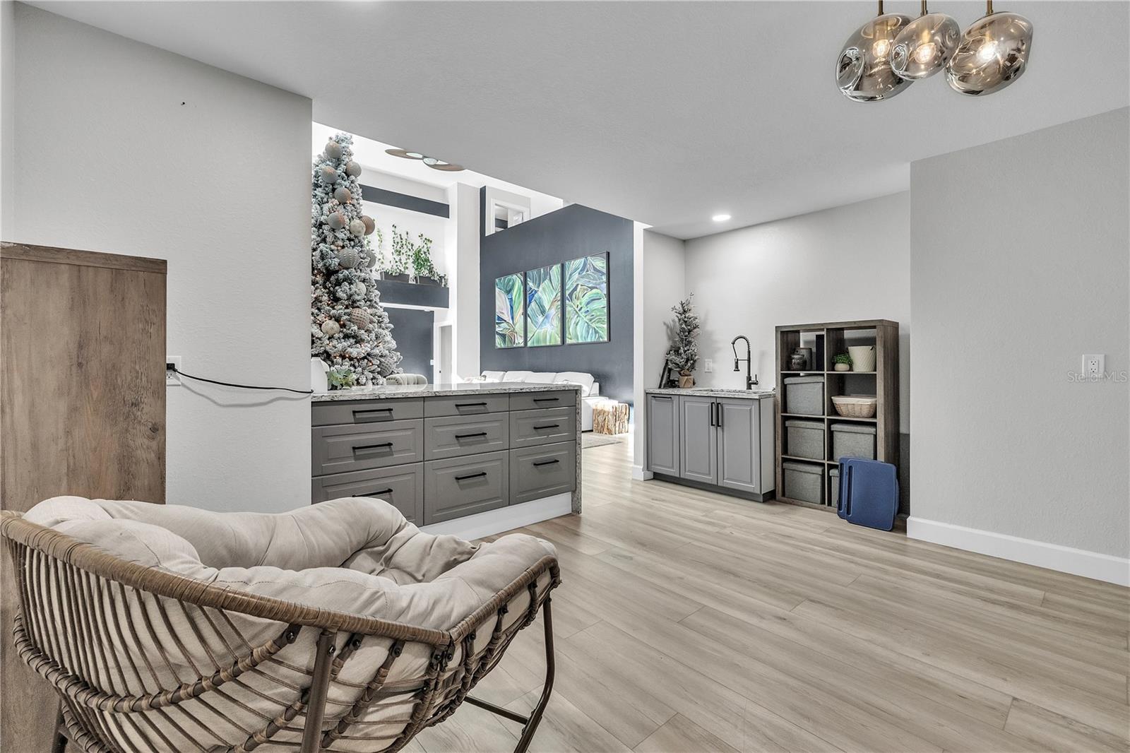 Image 37 of 94 For 3694 Crandon Road