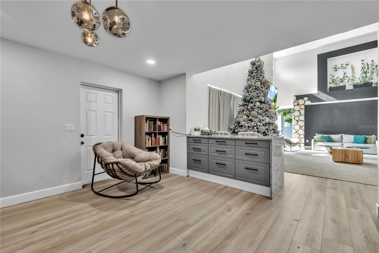 Image 38 of 94 For 3694 Crandon Road