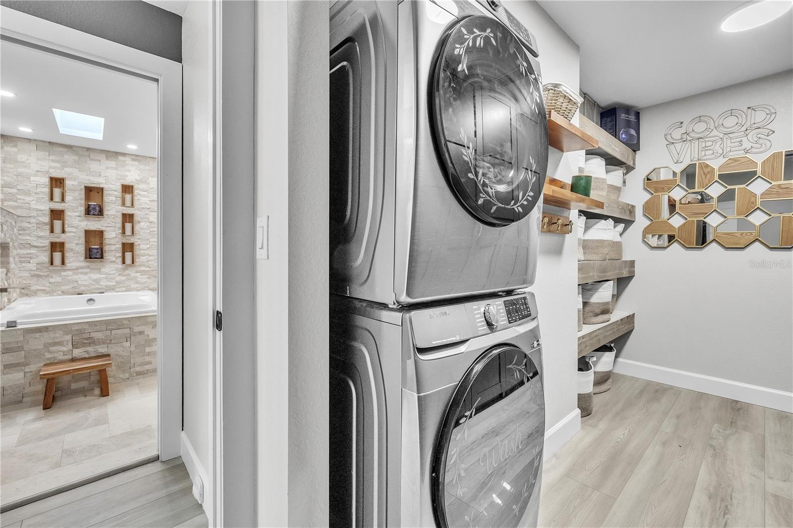 Image 52 of 94 For 3694 Crandon Road