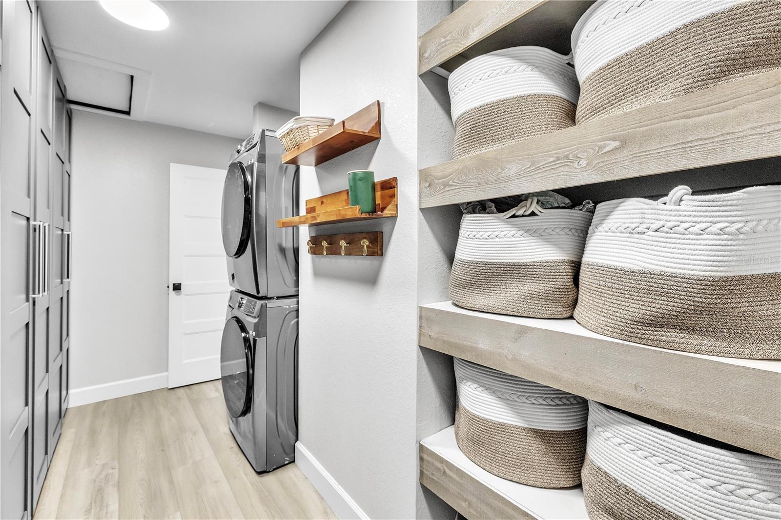 Image 54 of 94 For 3694 Crandon Road