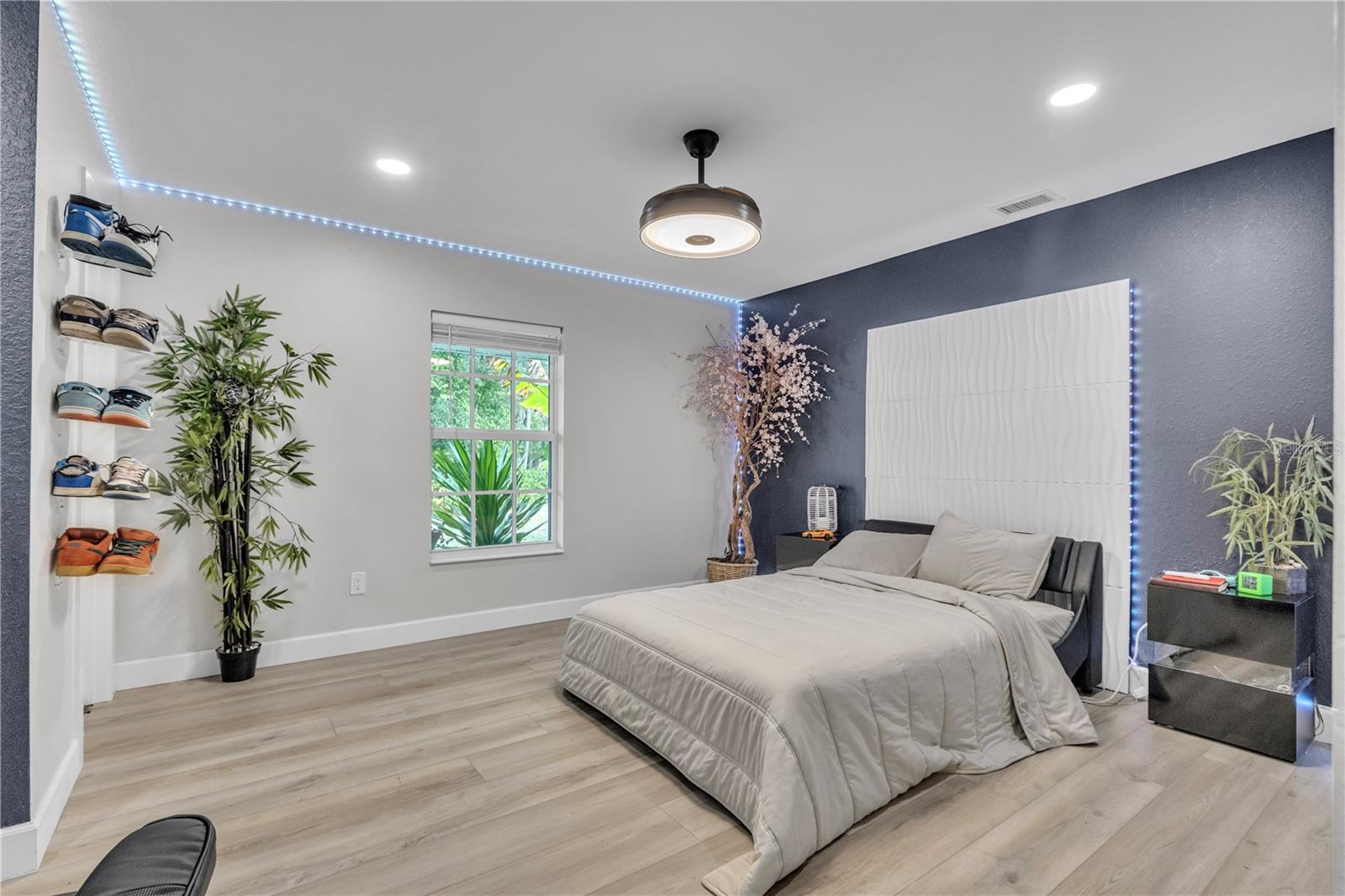 Image 55 of 94 For 3694 Crandon Road