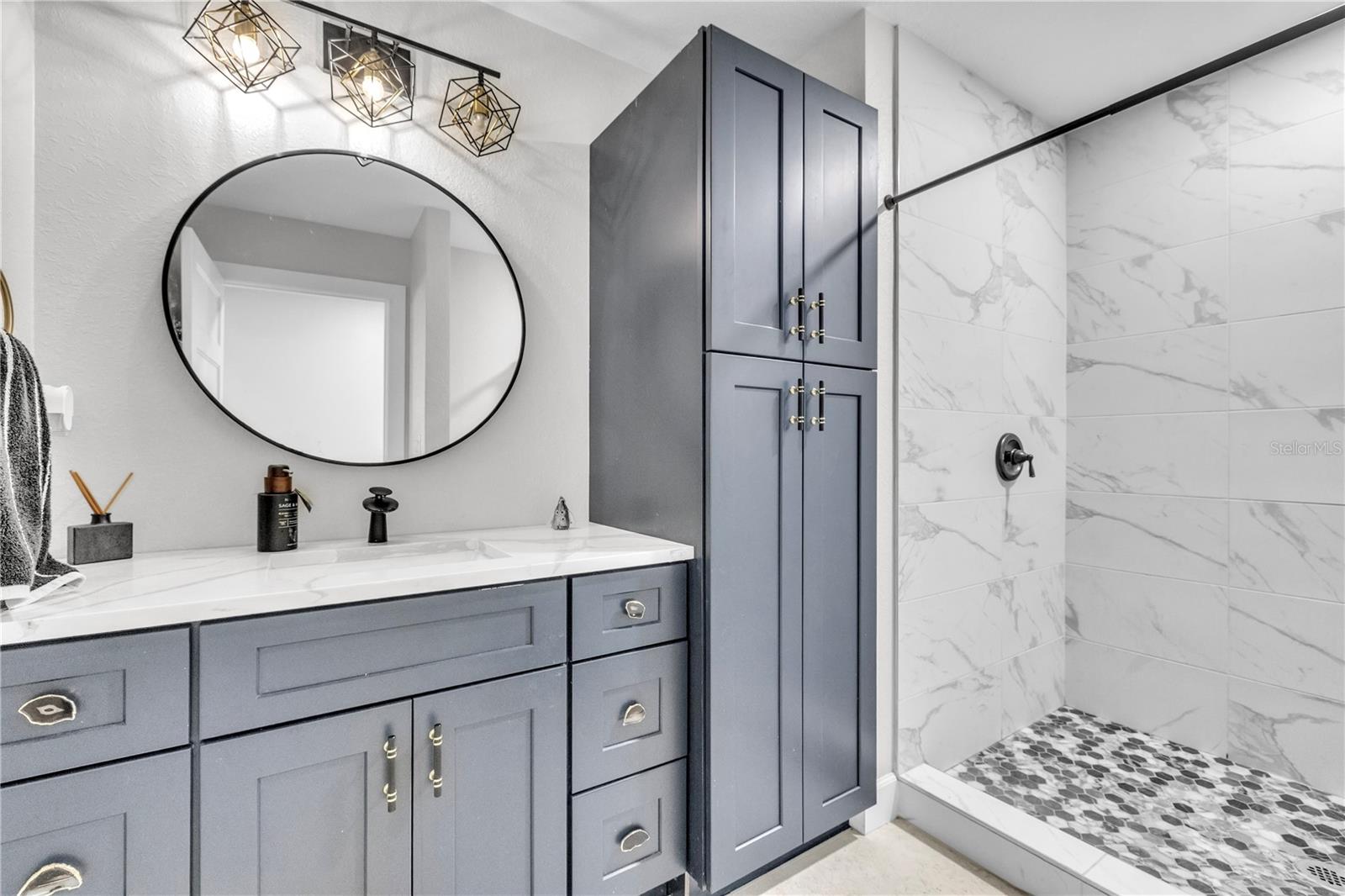 Image 61 of 94 For 3694 Crandon Road