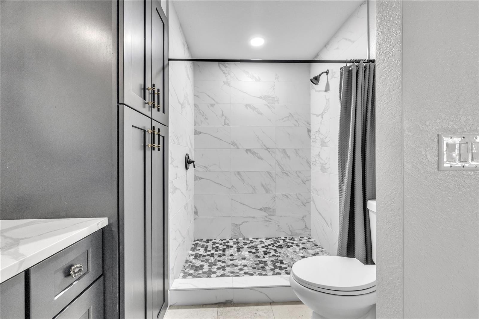 Image 62 of 94 For 3694 Crandon Road