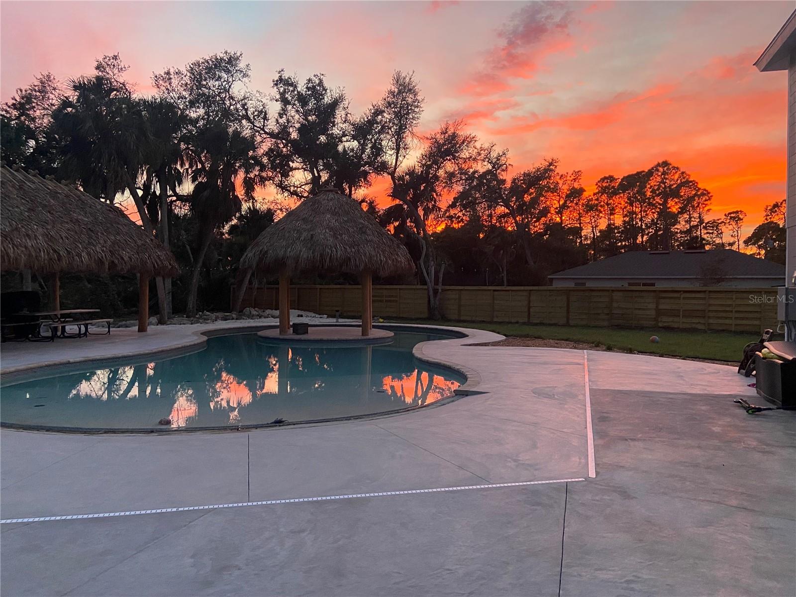 Image 80 of 94 For 3694 Crandon Road