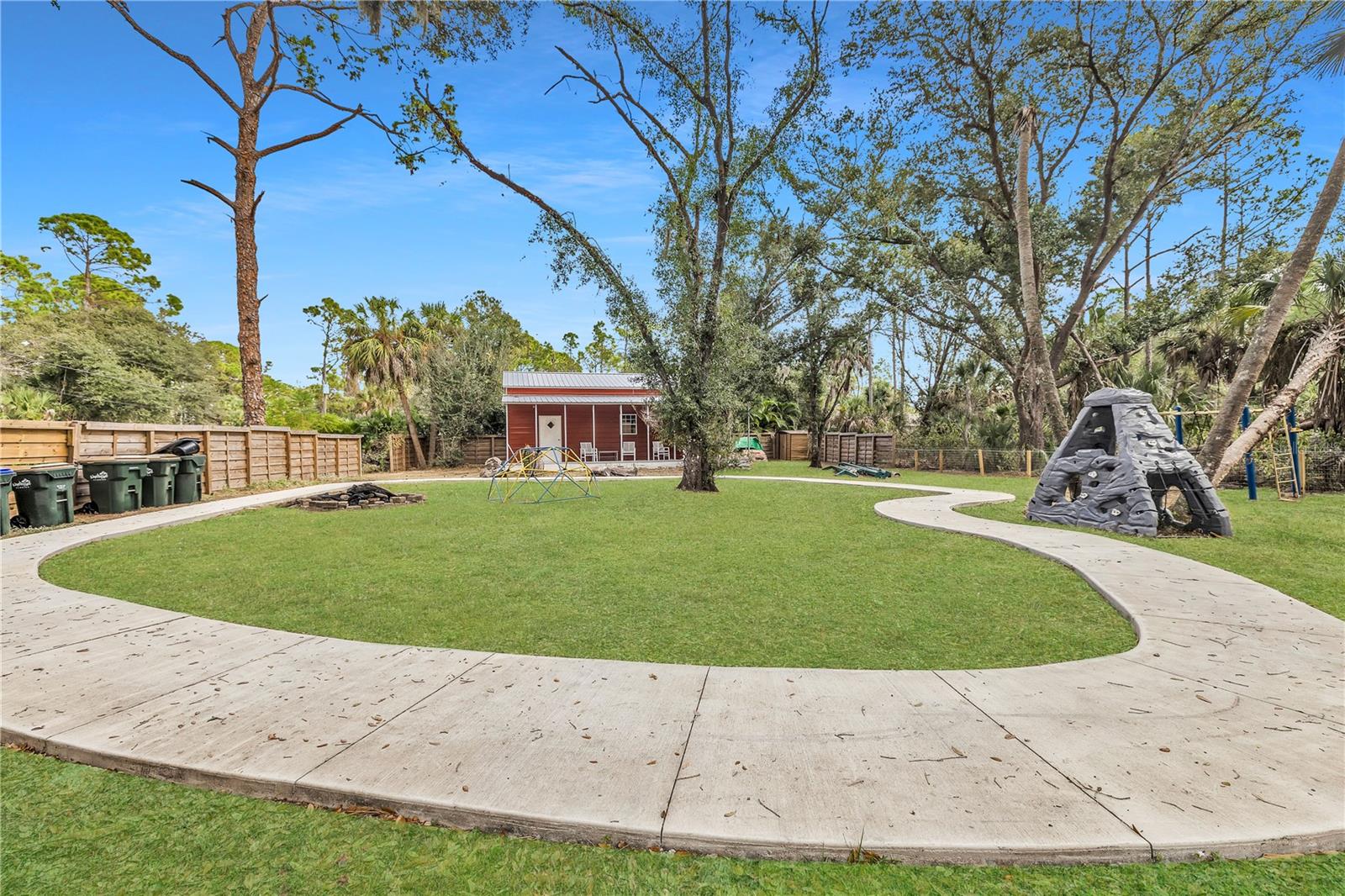 Image 91 of 94 For 3694 Crandon Road