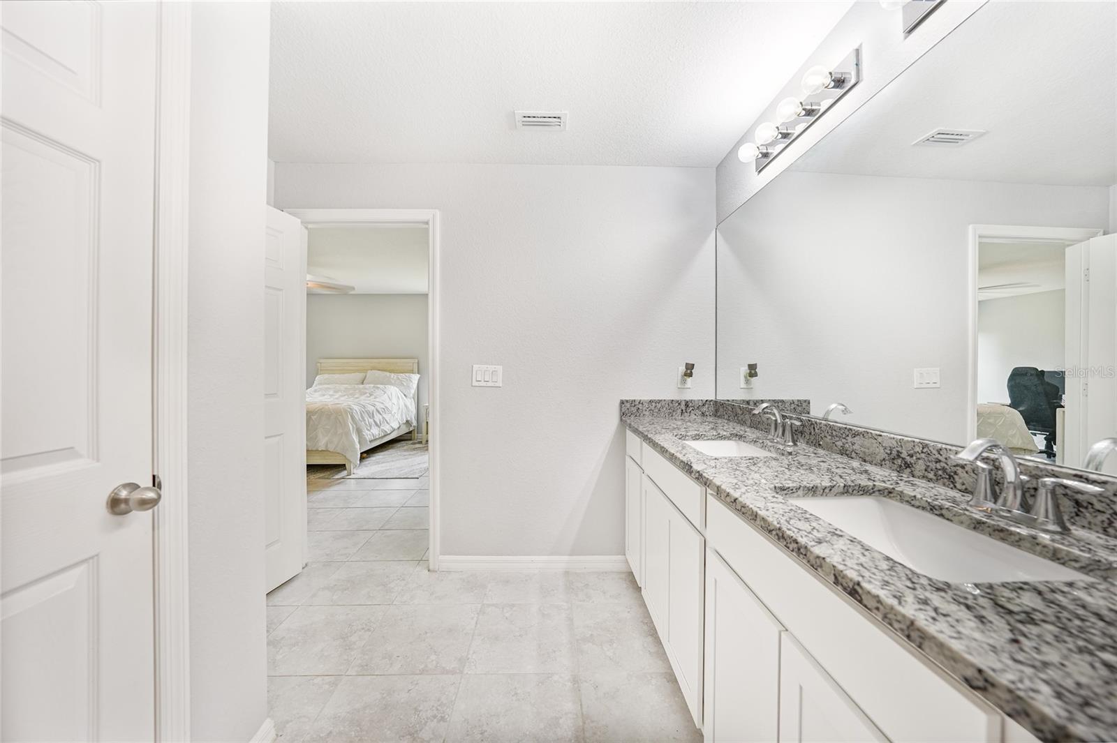 Image 15 of 42 For 16280 Mintra Court