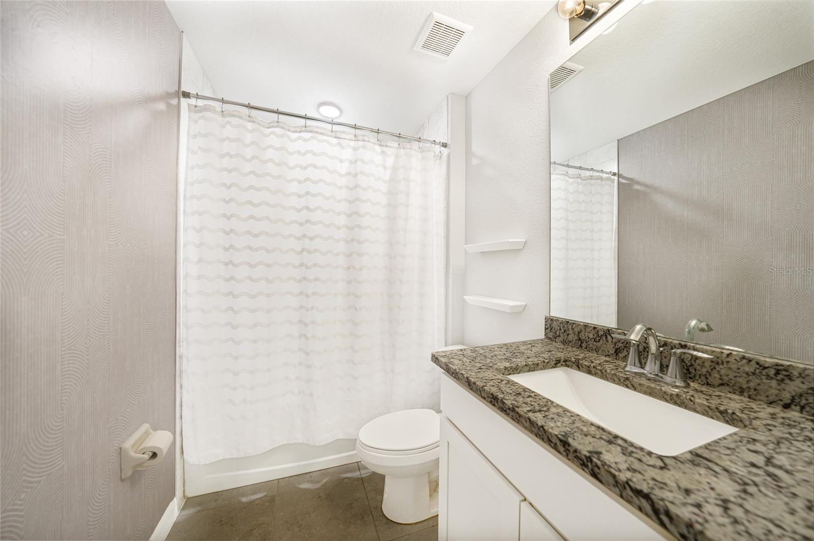 Image 21 of 42 For 16280 Mintra Court