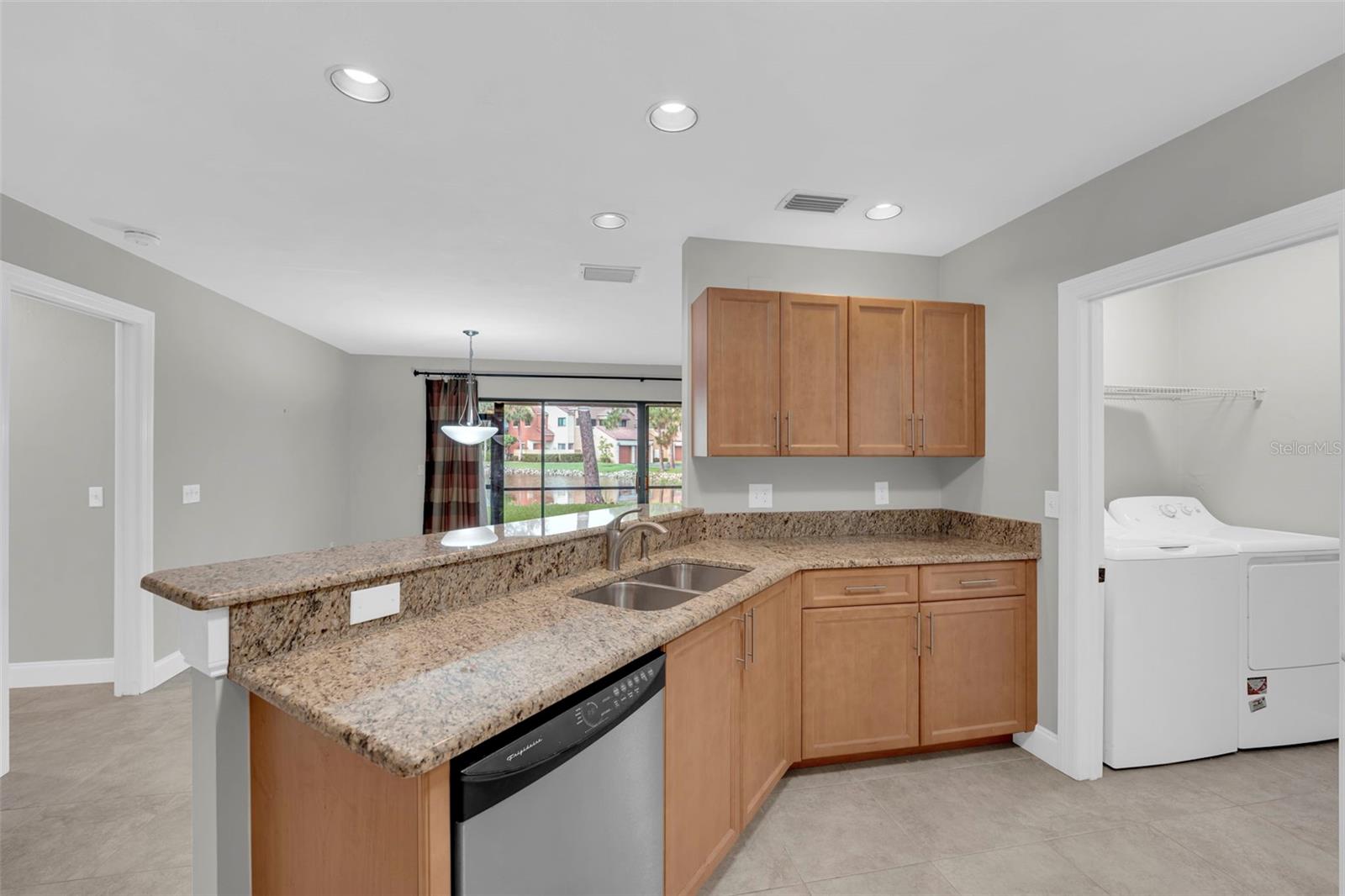 Image 10 of 36 For 7150 Golden Eagle Court 213