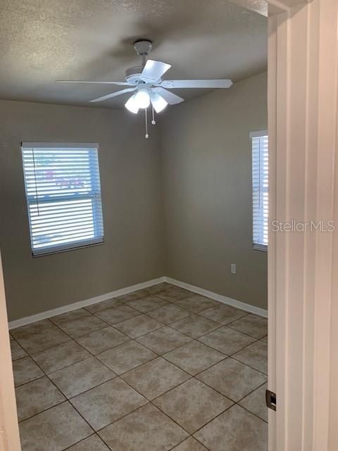 Image 14 of 17 For 3934 Conway Boulevard