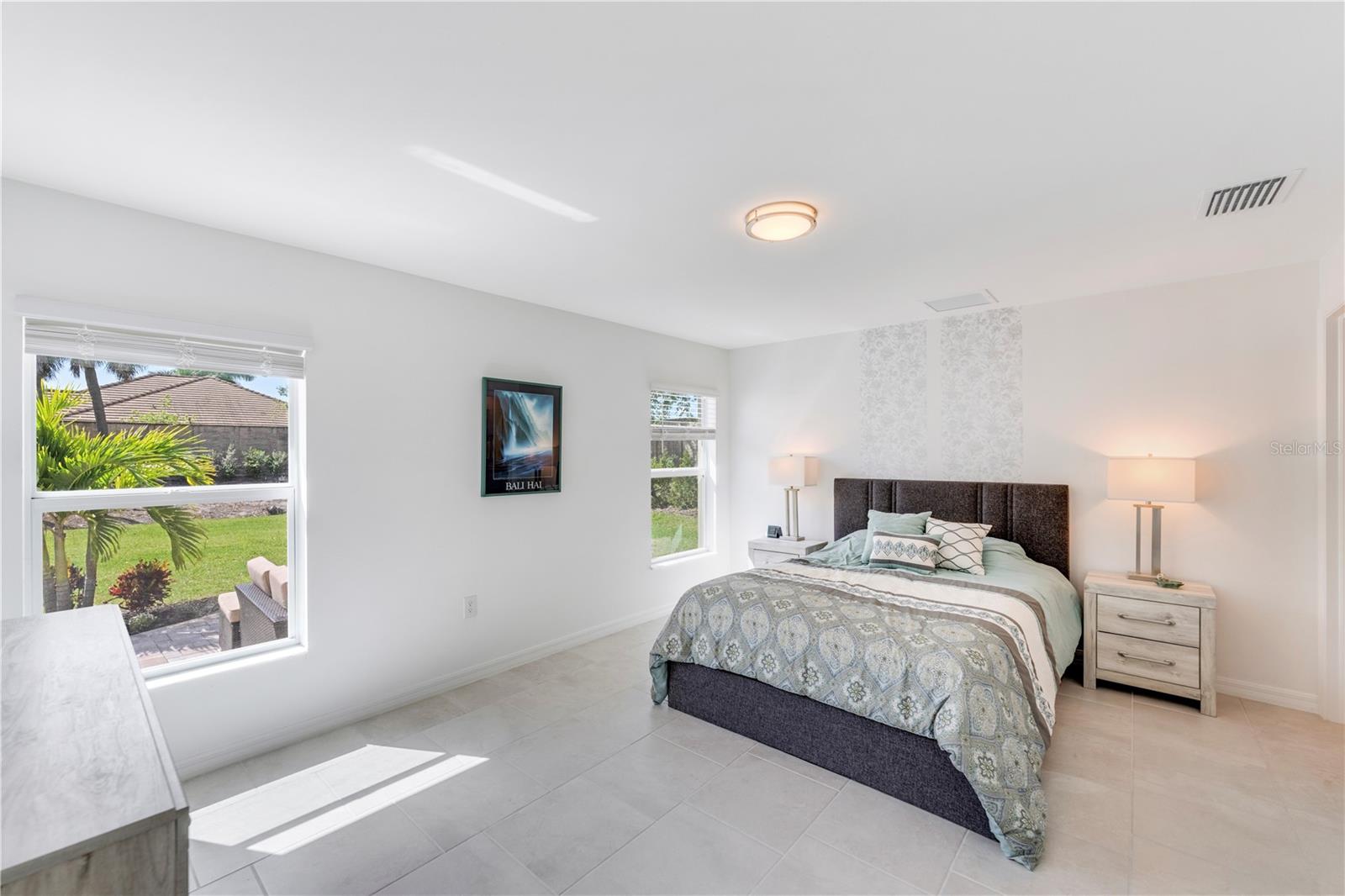 Image 26 of 45 For 3801 Treasure Oak Way