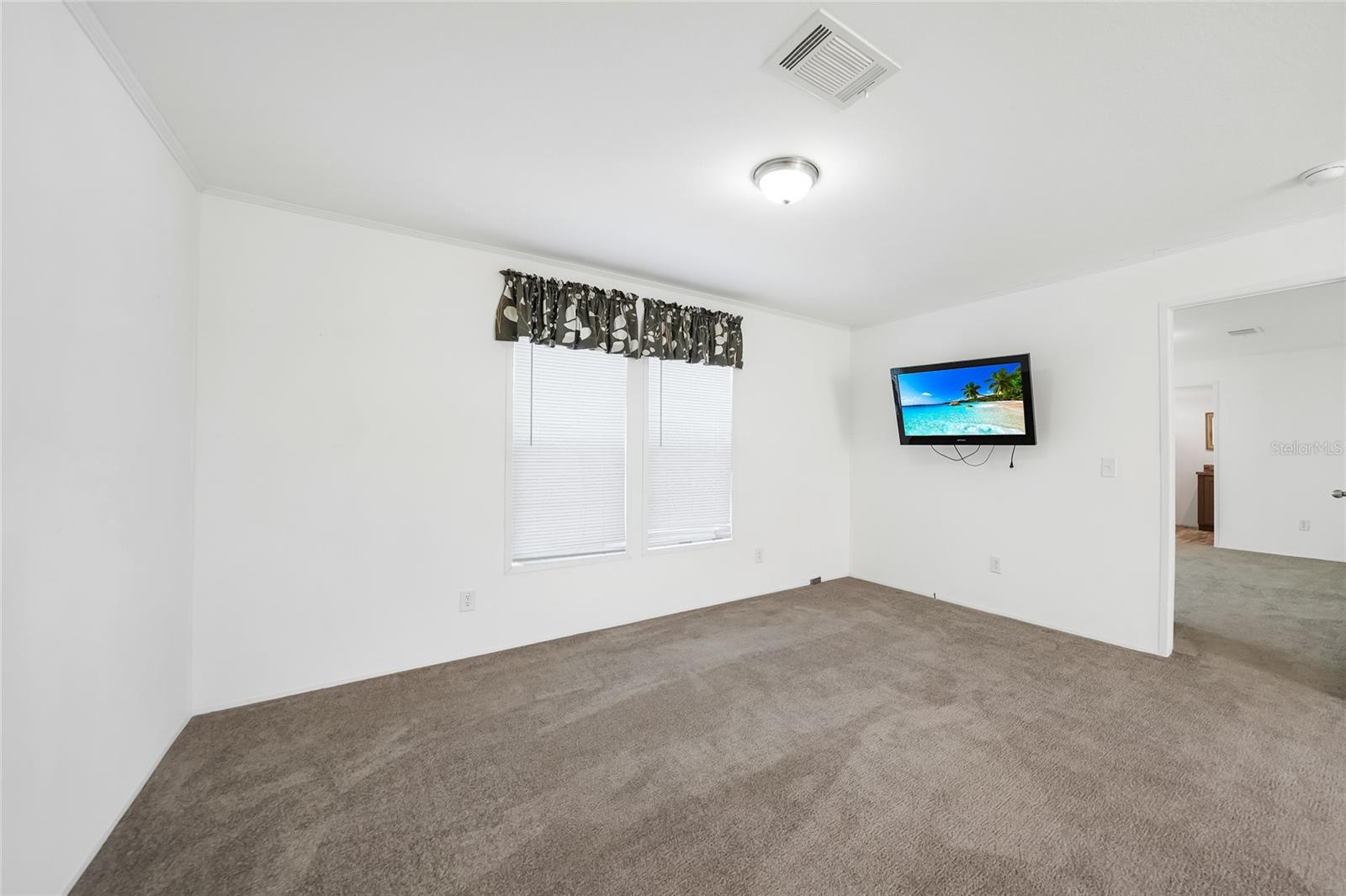 Image 12 of 57 For 1704 Clover Drive