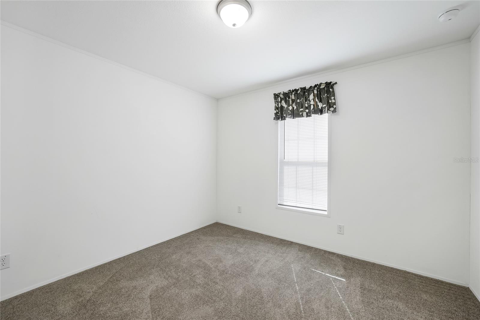 Image 15 of 57 For 1704 Clover Drive