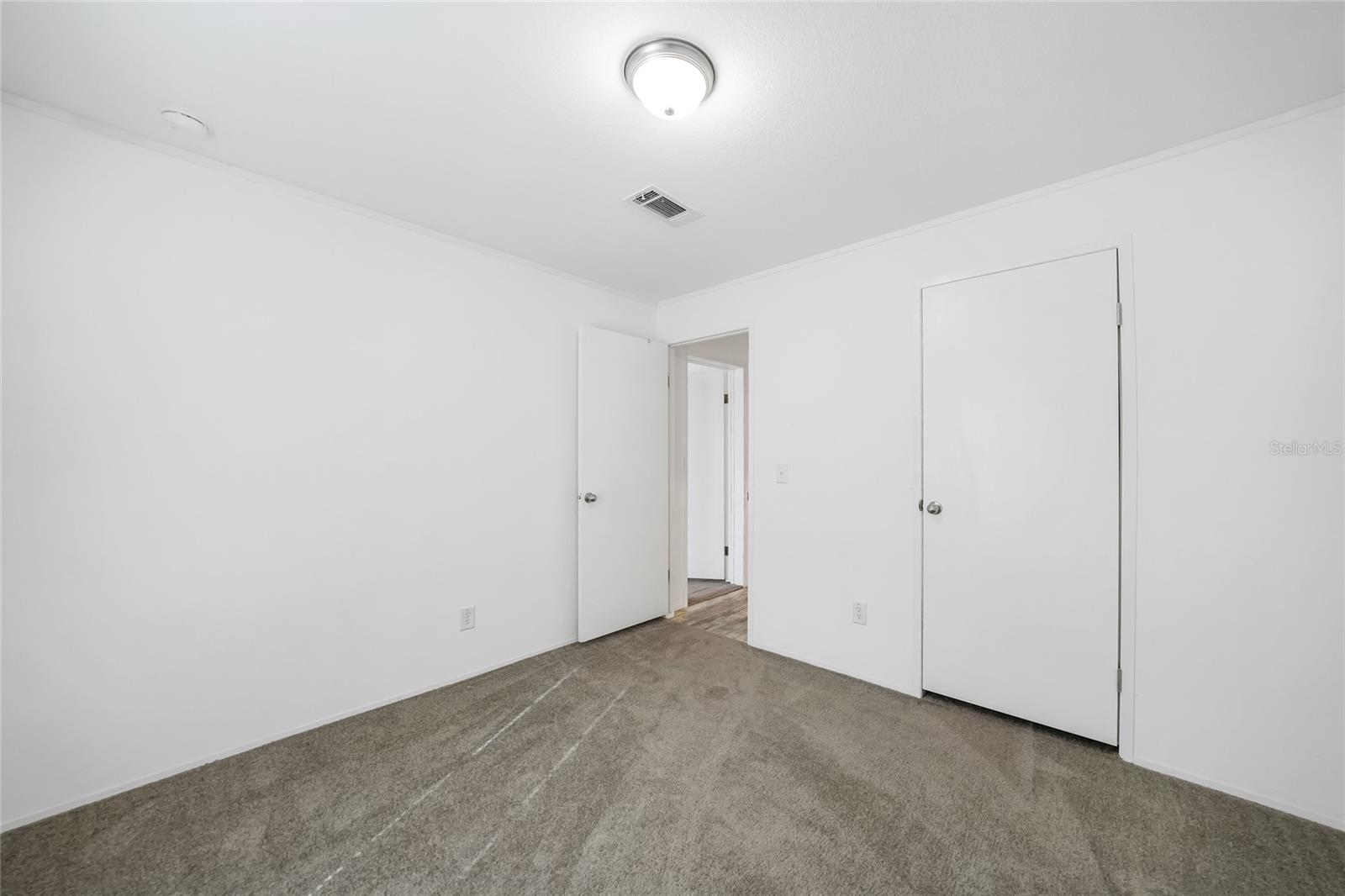 Image 16 of 57 For 1704 Clover Drive