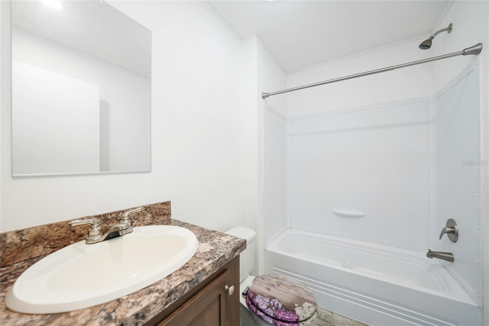 Image 19 of 57 For 1704 Clover Drive