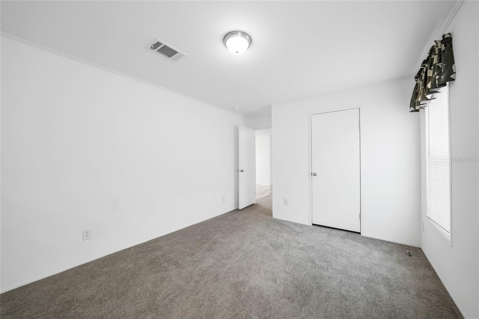 Image 23 of 57 For 1704 Clover Drive