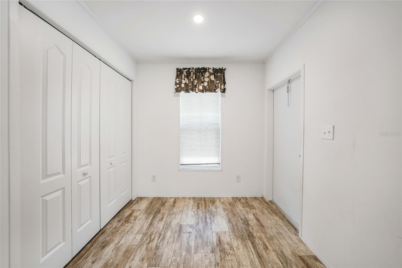 Image 8 of 57 For 1704 Clover Drive