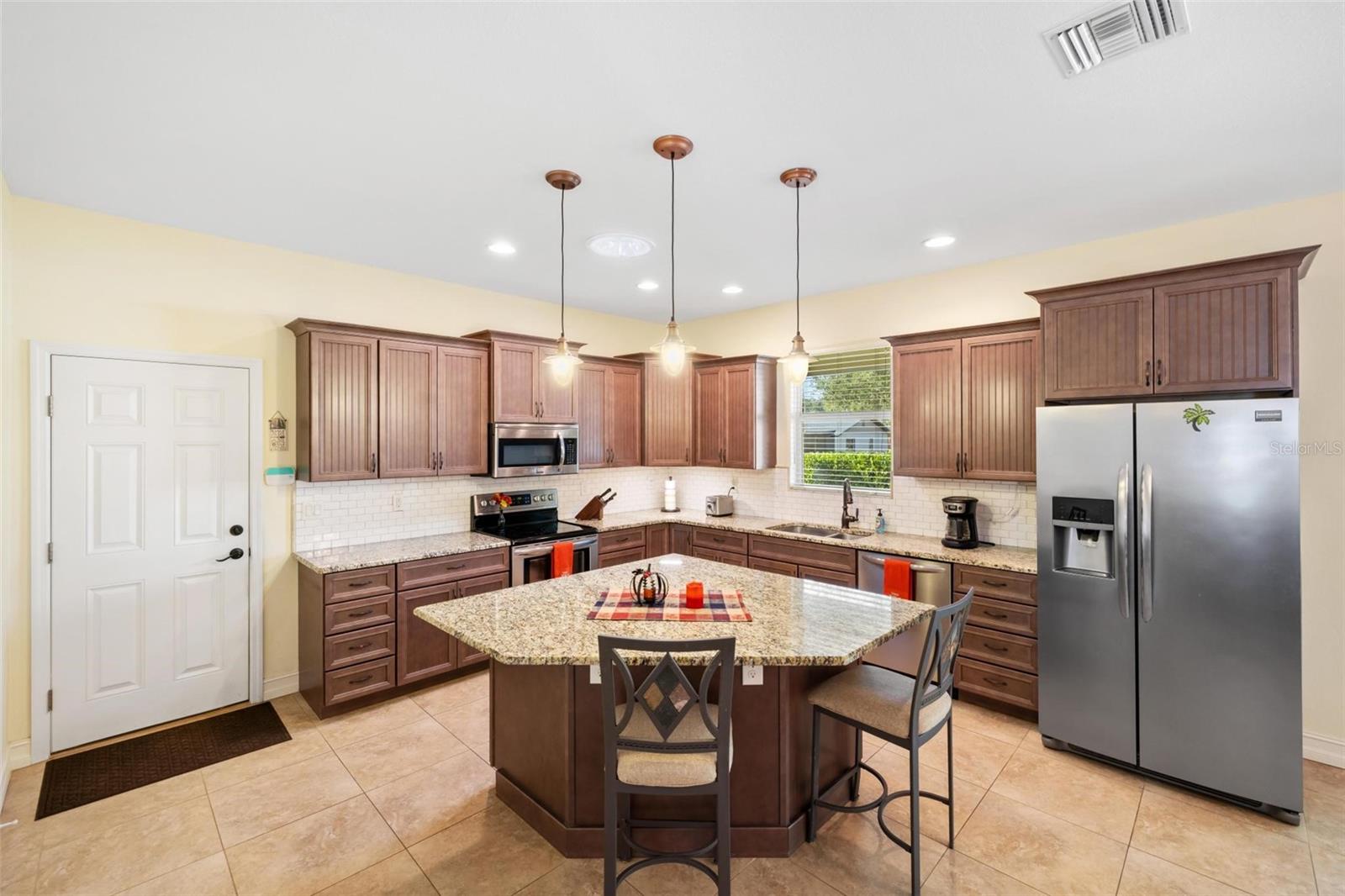 Image 13 of 44 For 1054 Arden Terrace Nw