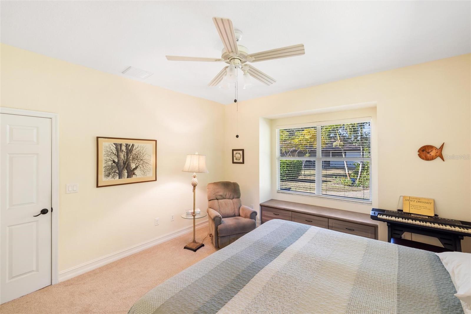 Image 17 of 44 For 1054 Arden Terrace Nw