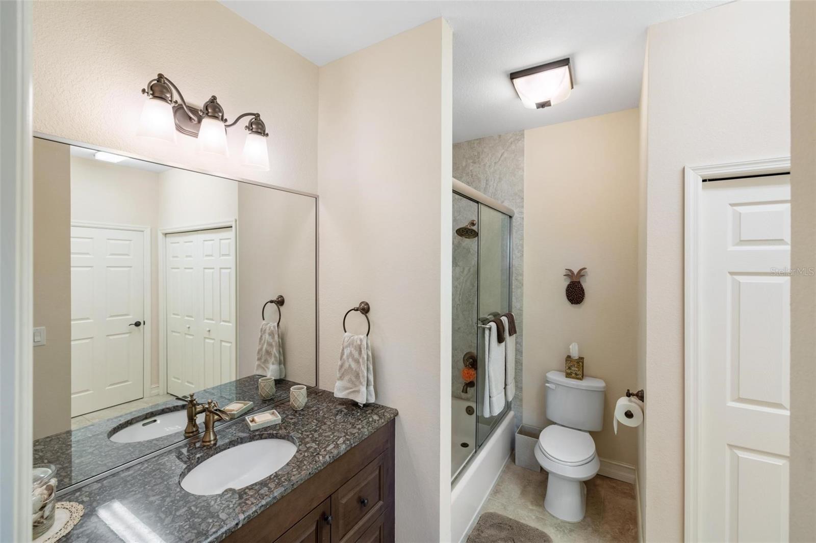 Image 26 of 44 For 1054 Arden Terrace Nw