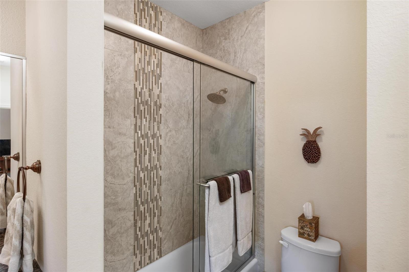 Image 28 of 44 For 1054 Arden Terrace Nw