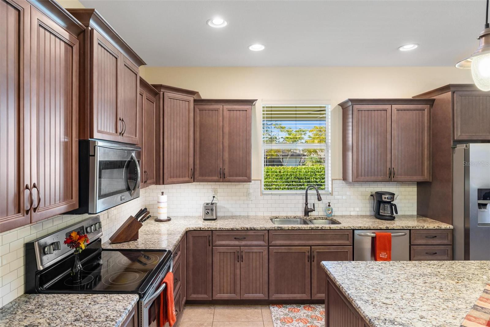 Image 4 of 44 For 1054 Arden Terrace Nw