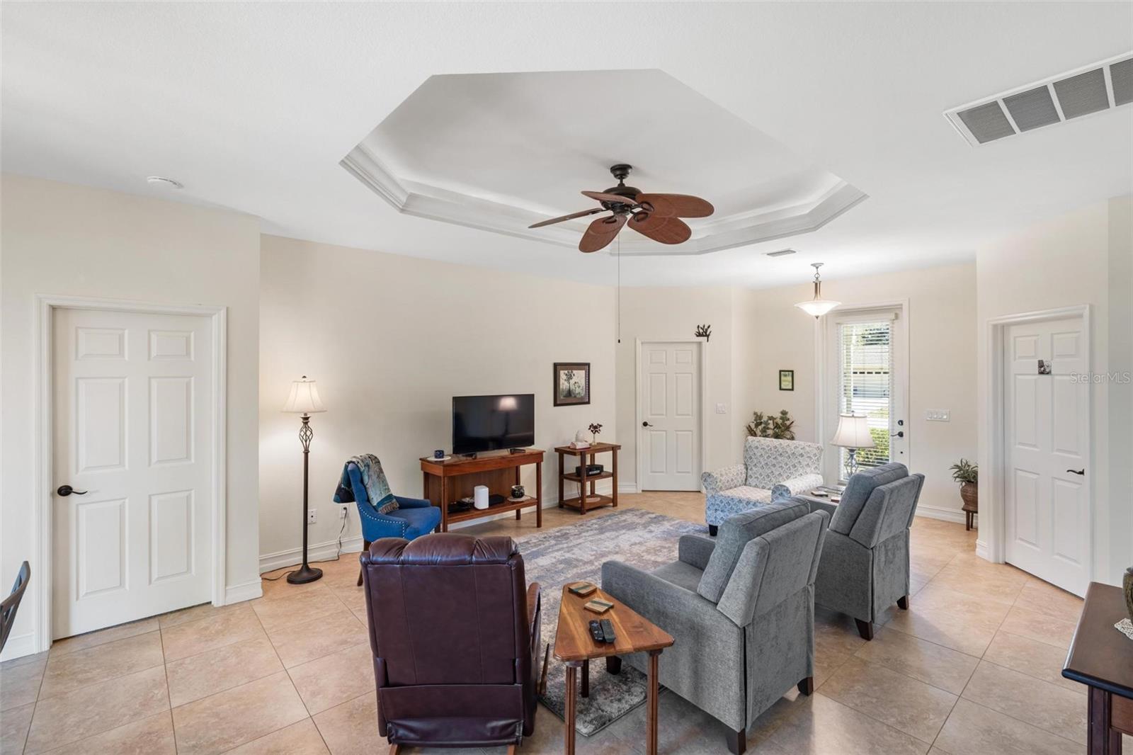 Image 8 of 44 For 1054 Arden Terrace Nw