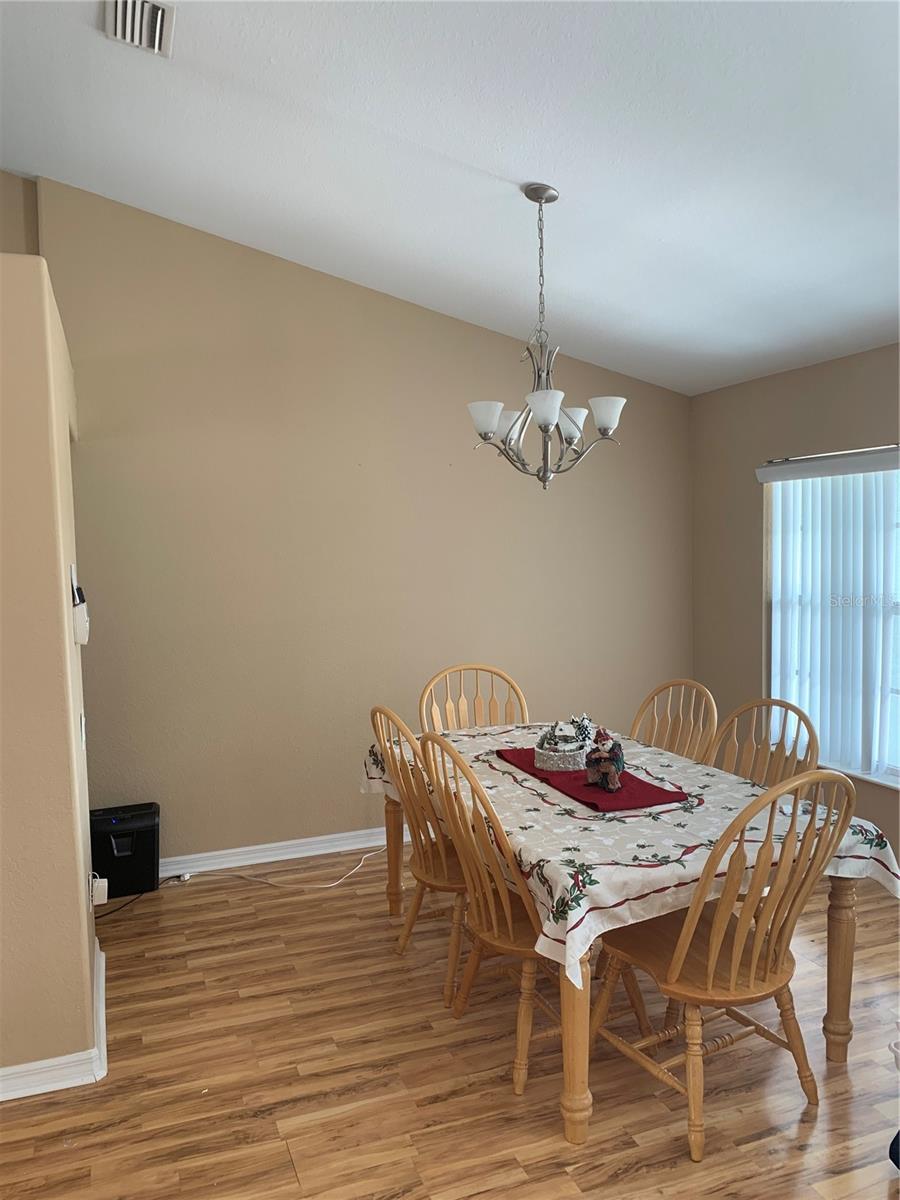 Image 7 of 23 For 1647 Lace Terrace