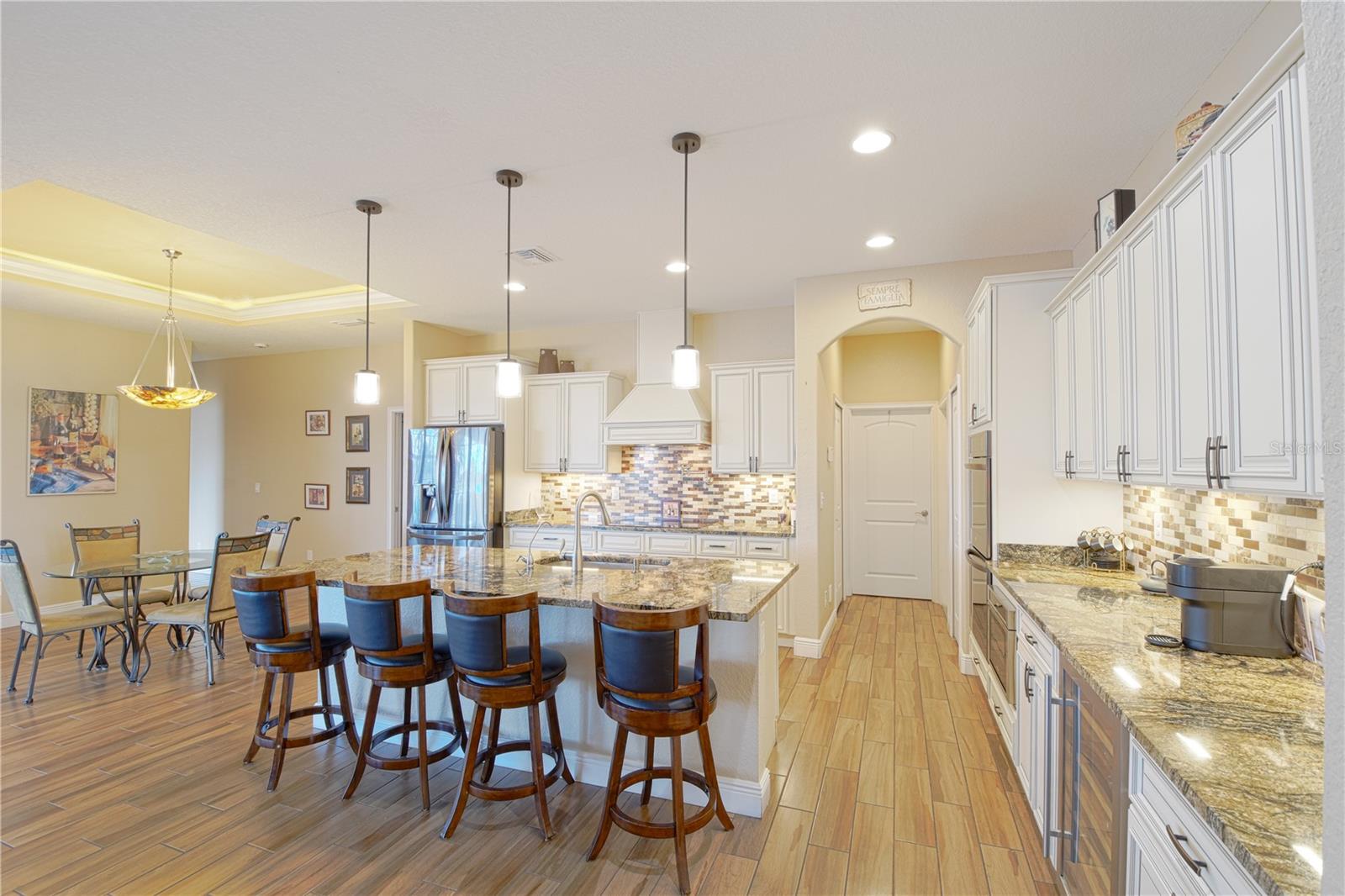 Image 25 of 46 For 2353 Sofia Lane