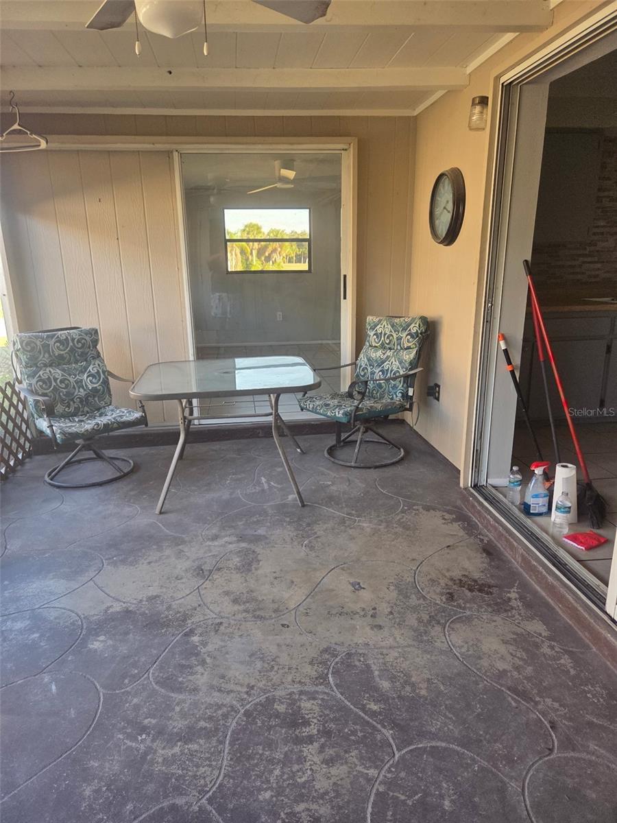 Image 6 of 15 For 197 Boundary Boulevard A