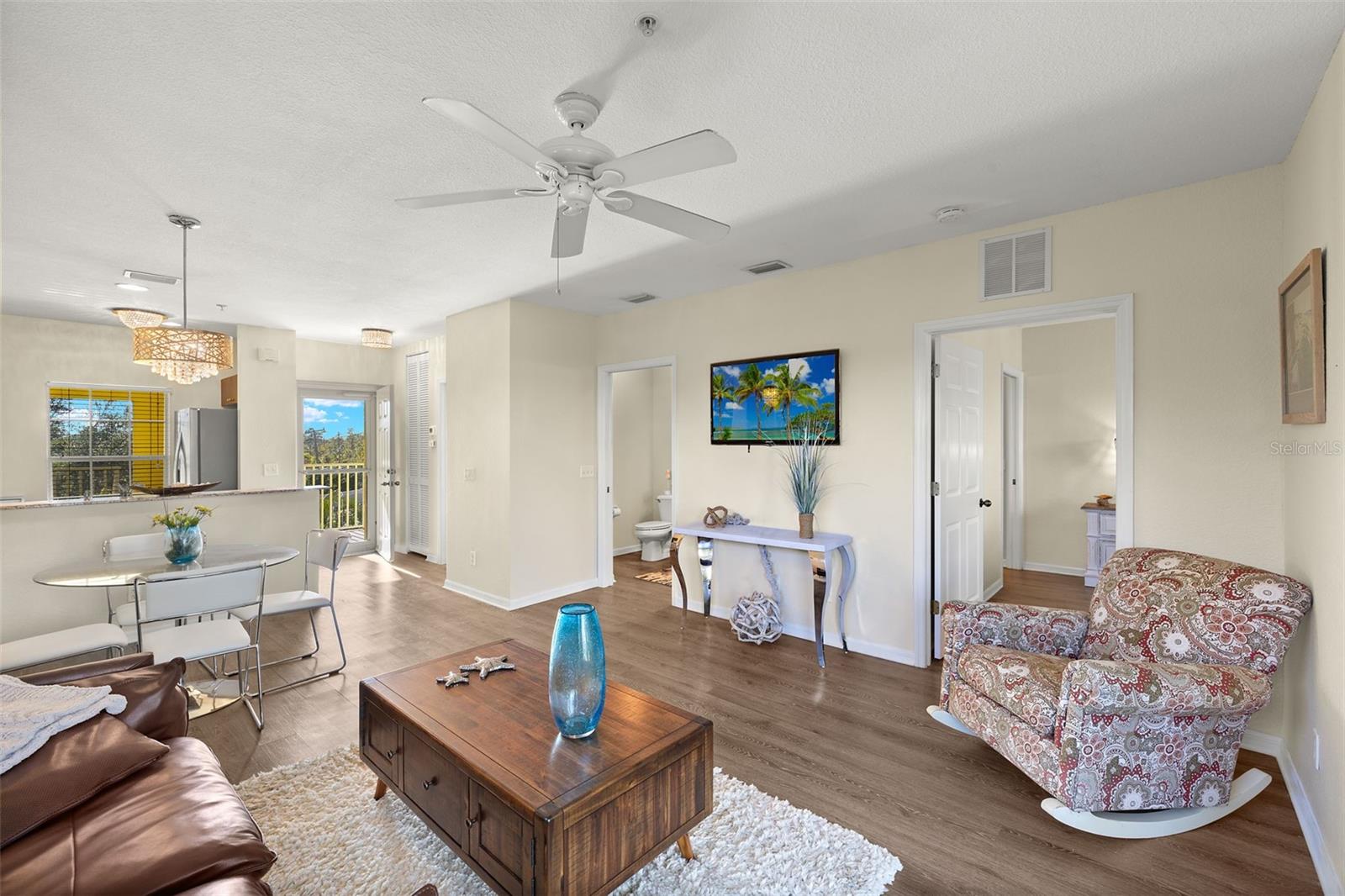 Image 5 of 17 For 2060 Willow Hammock Circle 304