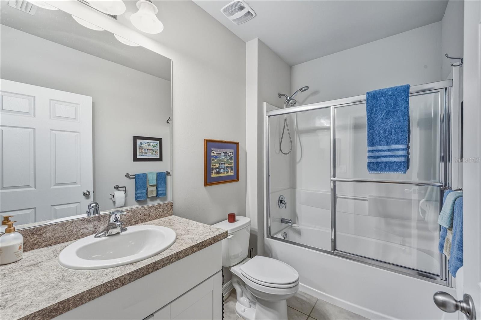 Image 14 of 74 For 25312 Lenox Circle