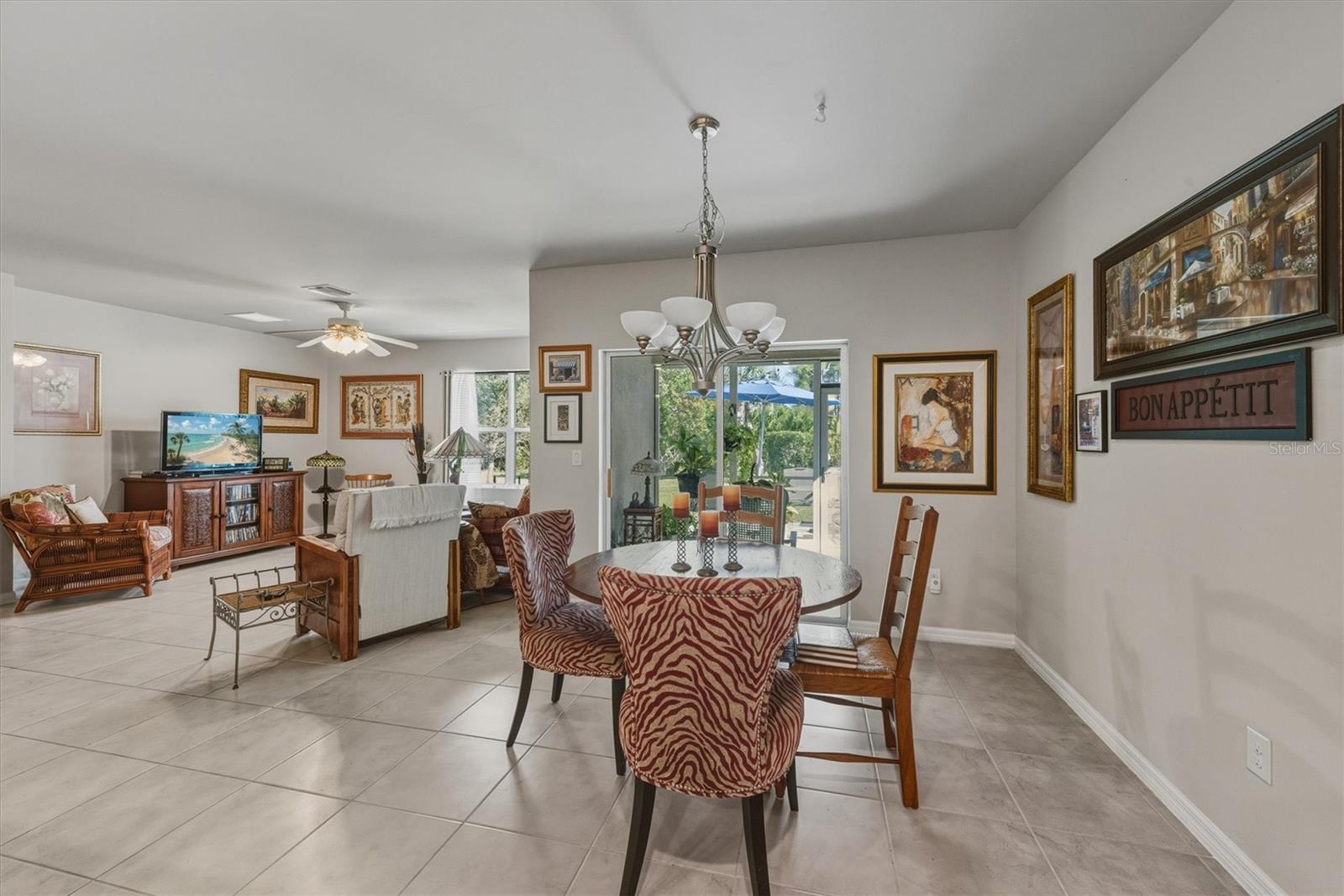 Image 19 of 74 For 25312 Lenox Circle