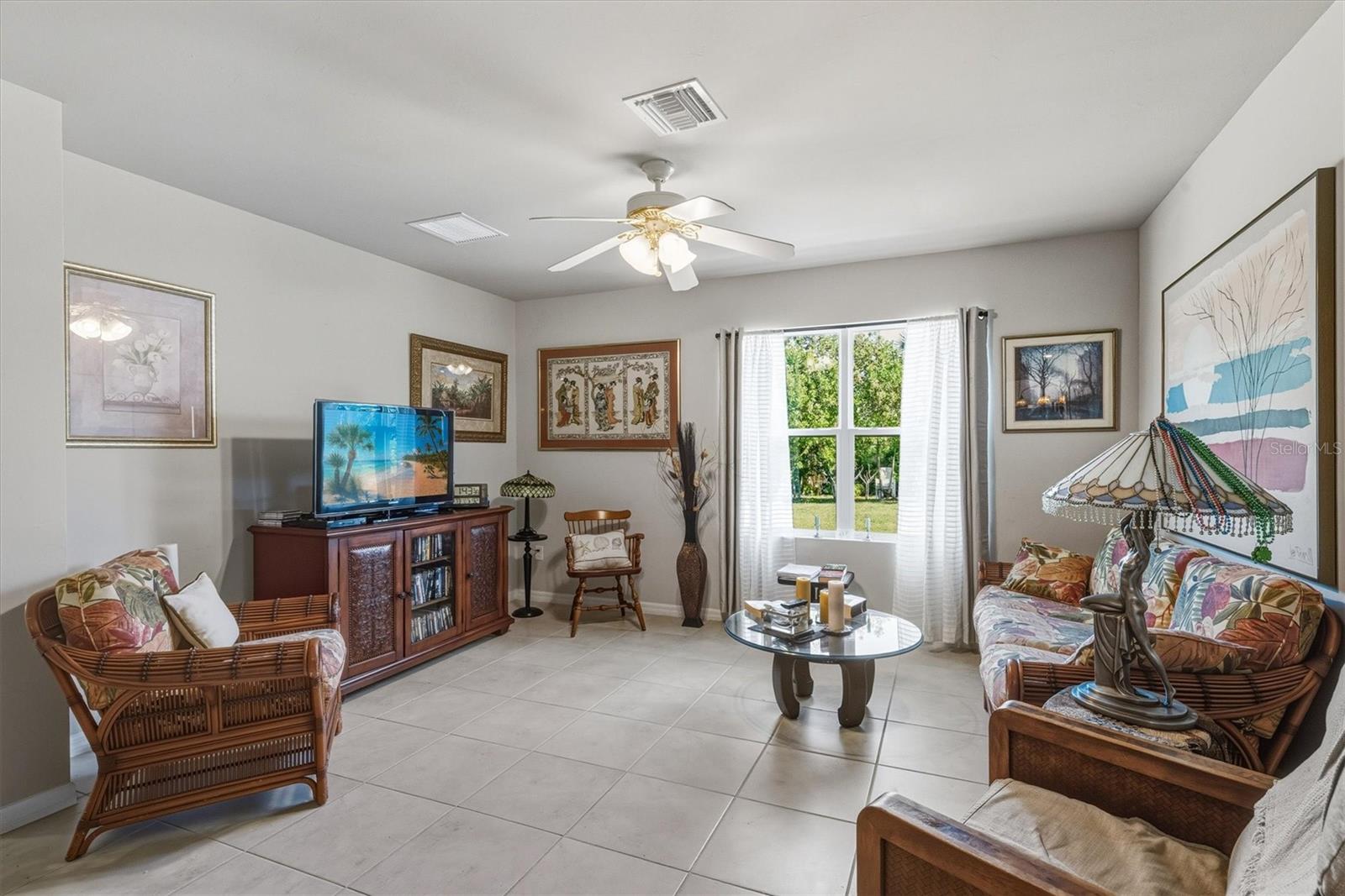 Image 26 of 74 For 25312 Lenox Circle