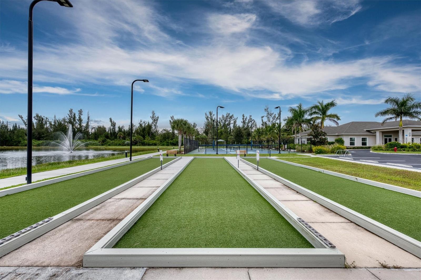 Image 49 of 74 For 25312 Lenox Circle