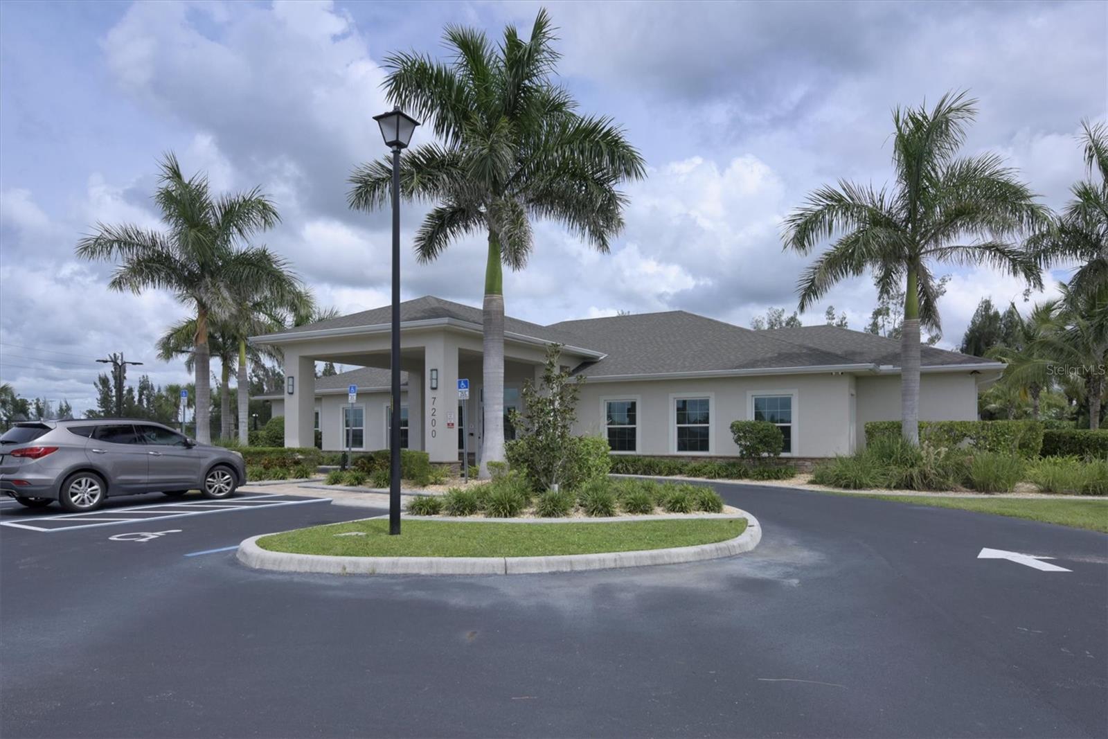 Image 51 of 74 For 25312 Lenox Circle