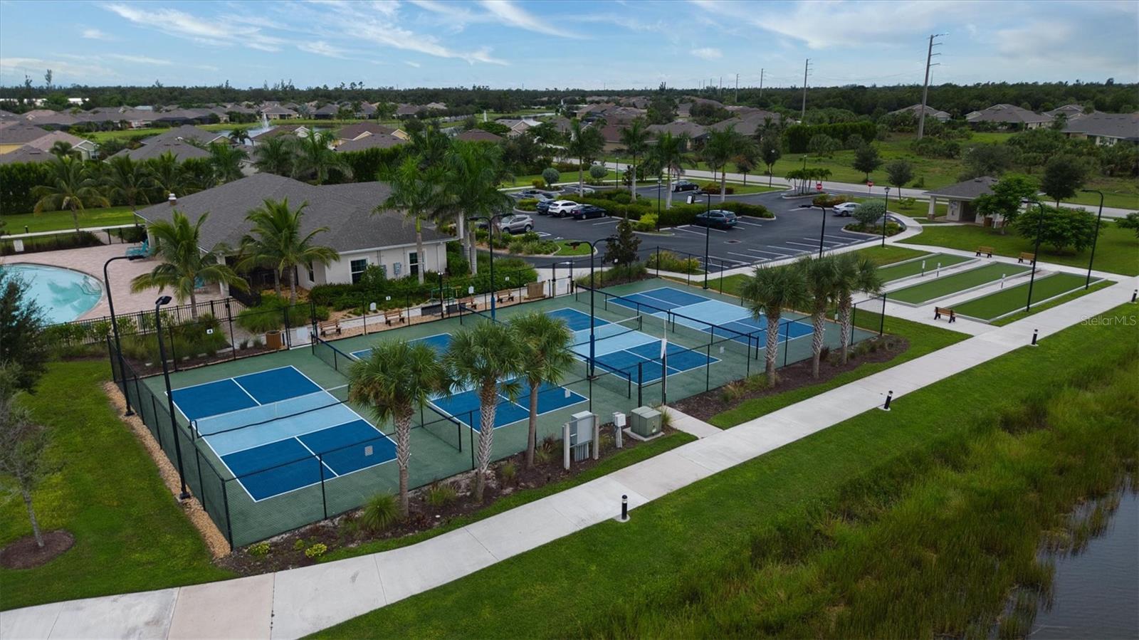 Image 52 of 74 For 25312 Lenox Circle