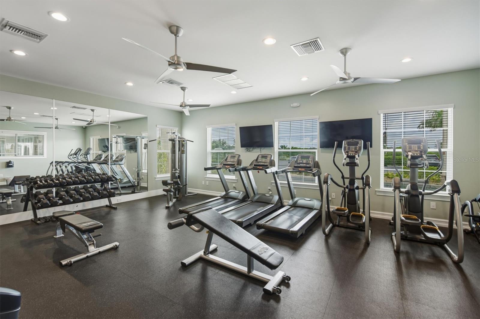 Image 59 of 74 For 25312 Lenox Circle