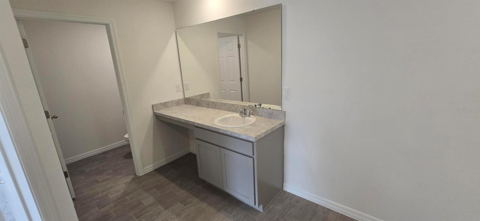 Image 26 of 32 For 328 Elderberry Court