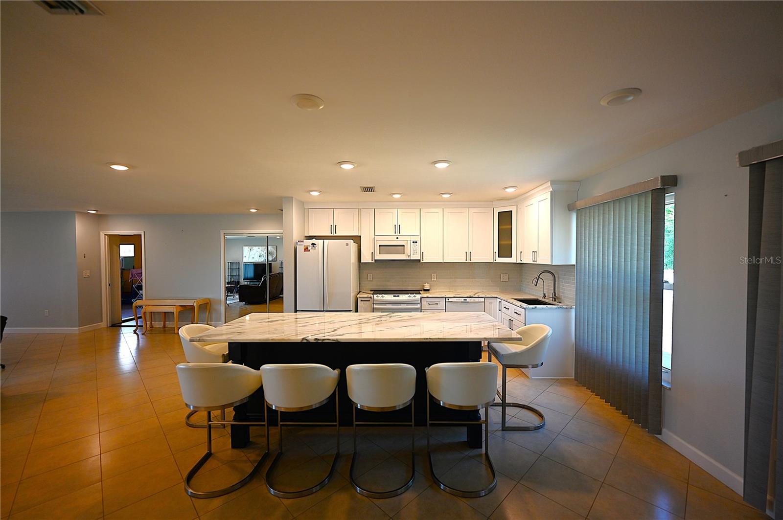 Image 11 of 37 For 12133 Madrid Avenue