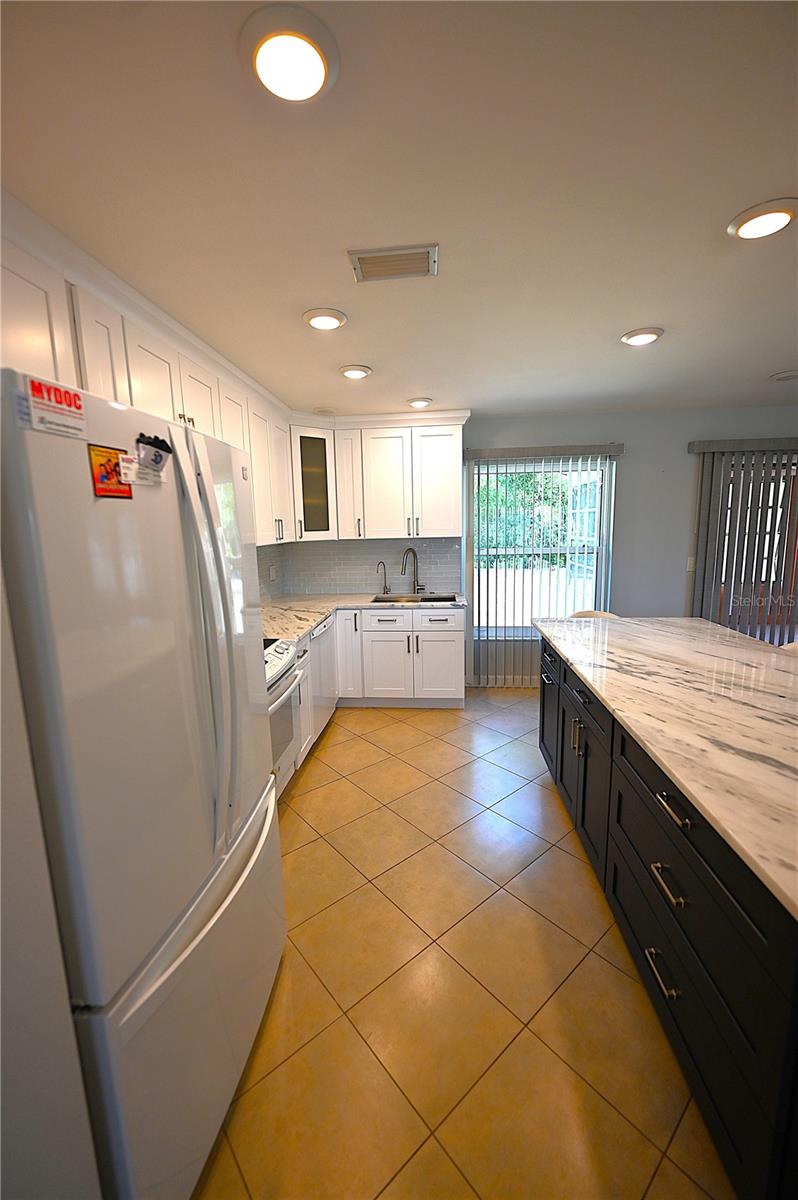 Image 16 of 37 For 12133 Madrid Avenue