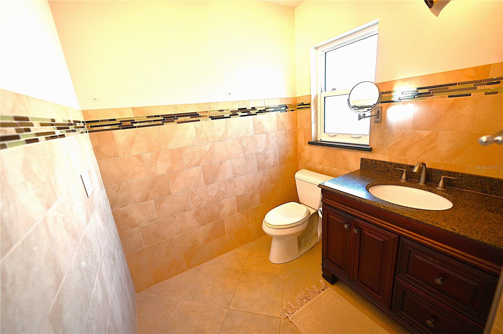 Image 21 of 37 For 12133 Madrid Avenue