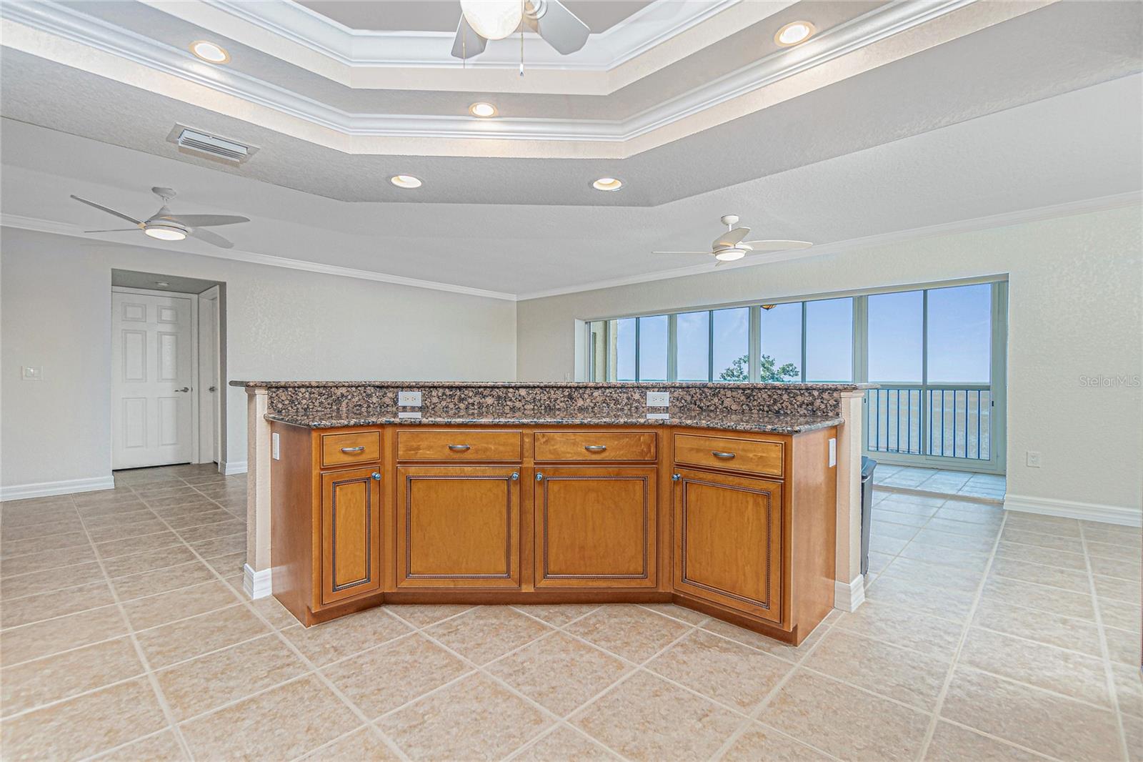 Image 23 of 56 For 101 Marion Court 222