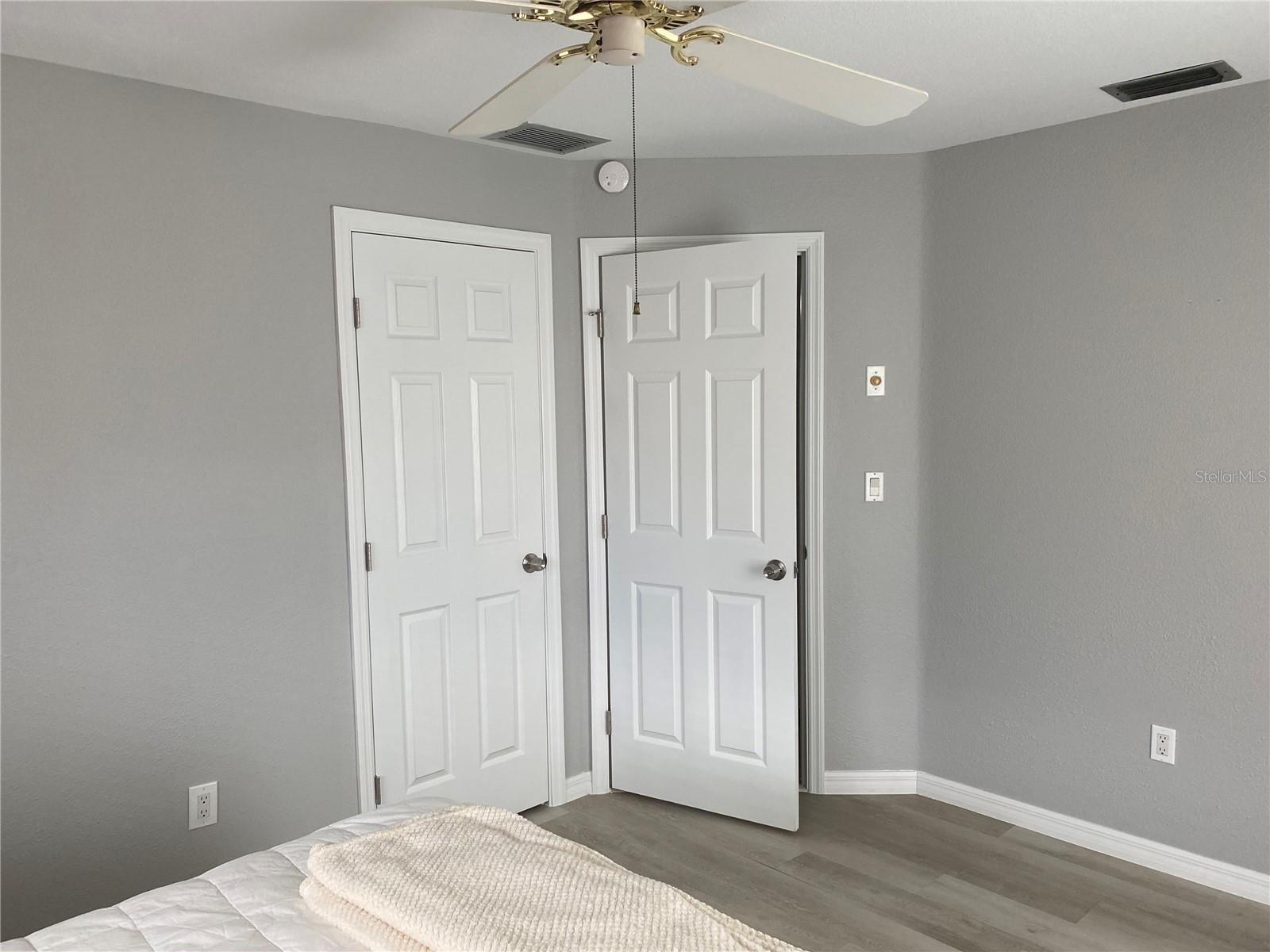 Image 26 of 48 For 2297 Harbour Drive