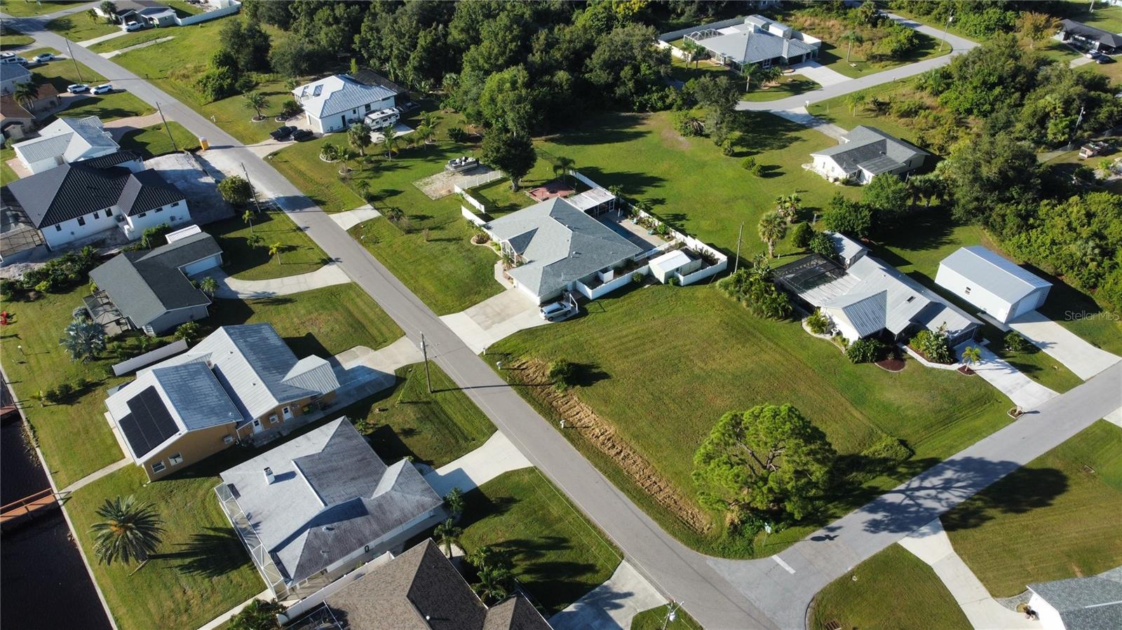 Image 3 of 48 For 2297 Harbour Drive