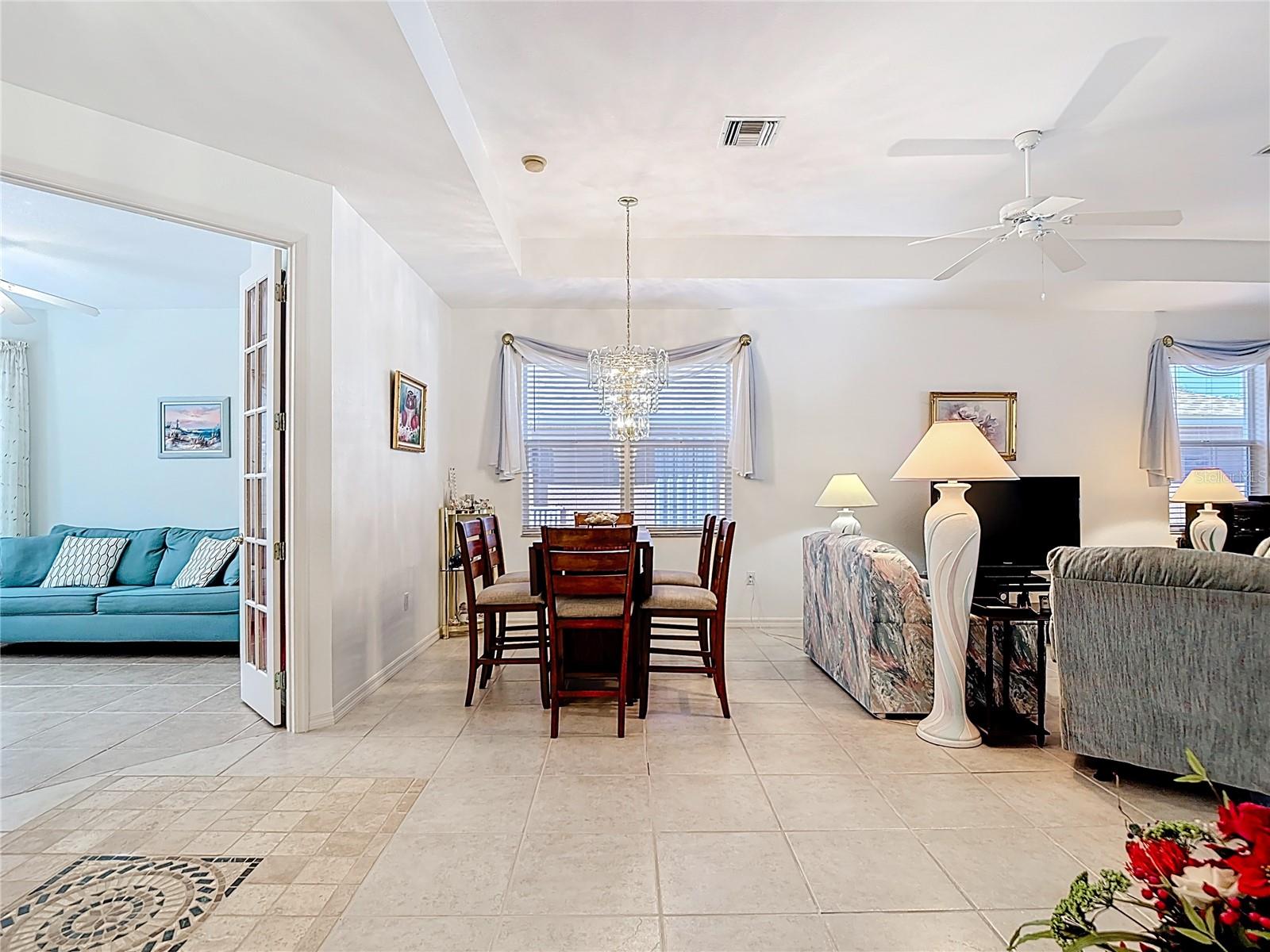 Image 11 of 75 For 13348 Pembroke Circle N