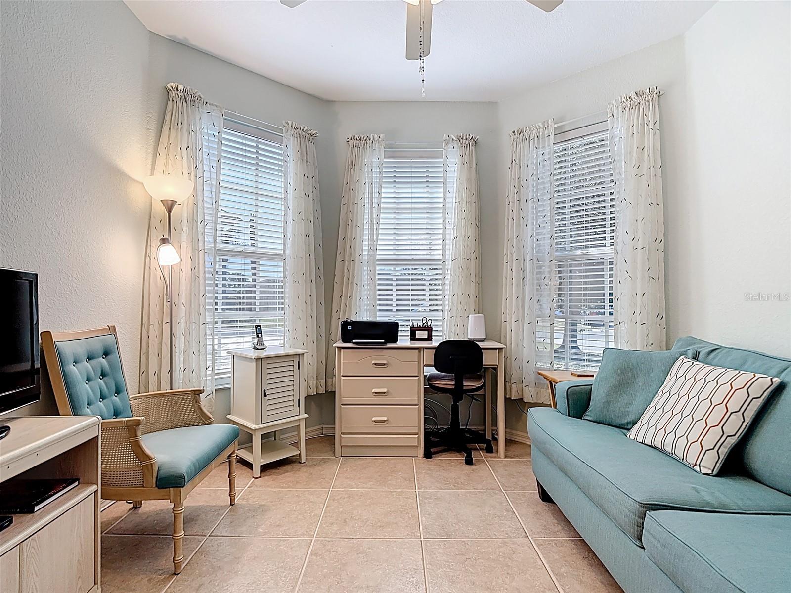 Image 20 of 75 For 13348 Pembroke Circle N