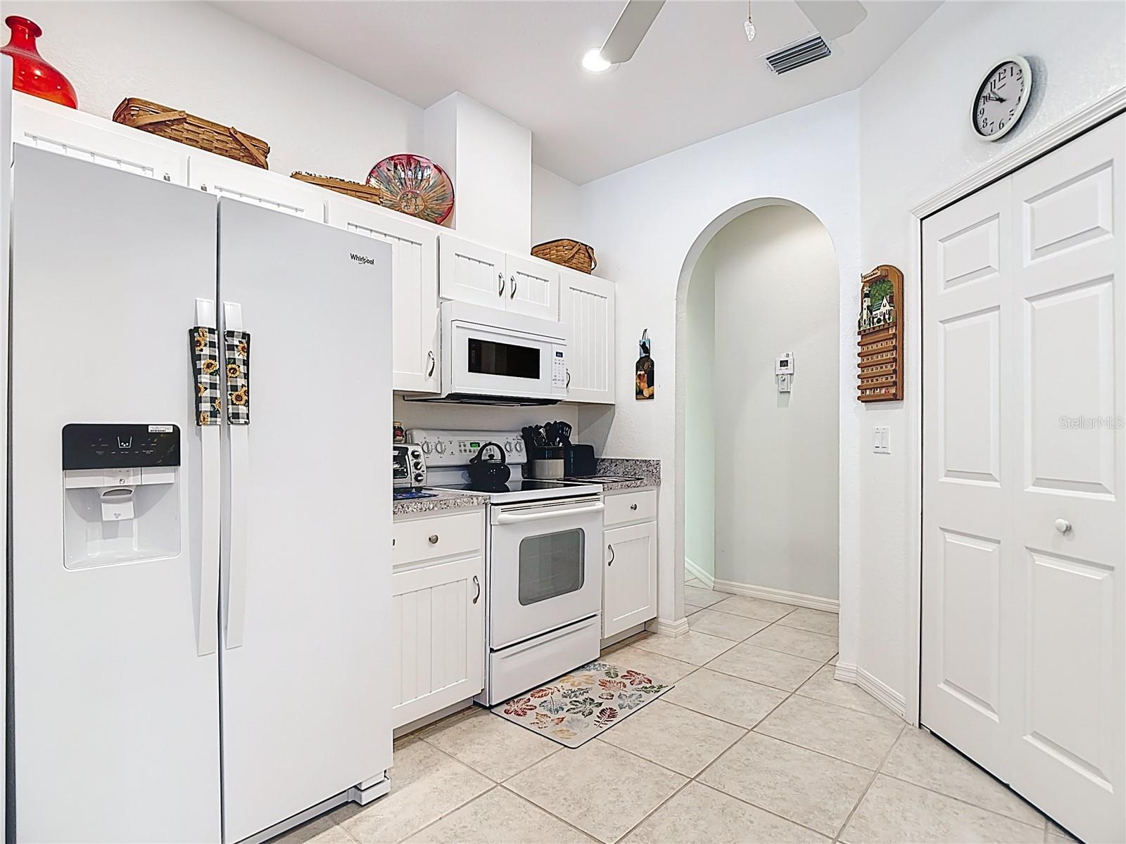 Image 33 of 75 For 13348 Pembroke Circle N